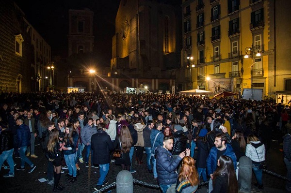 images/phocaopengraph/napoli strit food.jpg